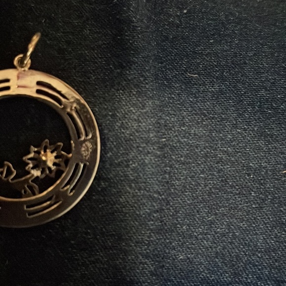 Sterling silver Art Deco daisy pendant - Picture 5 of 5